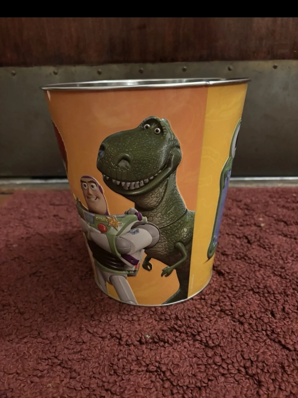 Toy Story 5 Popcorn Bucket w/Cowboy Hat Top Cinemark Pixar Woody Buzz Jessie Rex - Picture 4 of 6